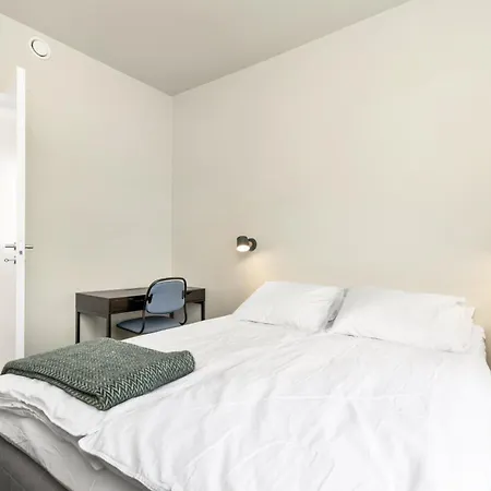 - Bedroom With Private Bathroom סטוונגר