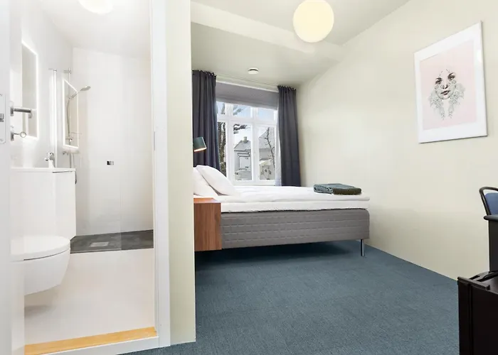 Gæstehus - Bedroom With Private Bathroom Stavanger